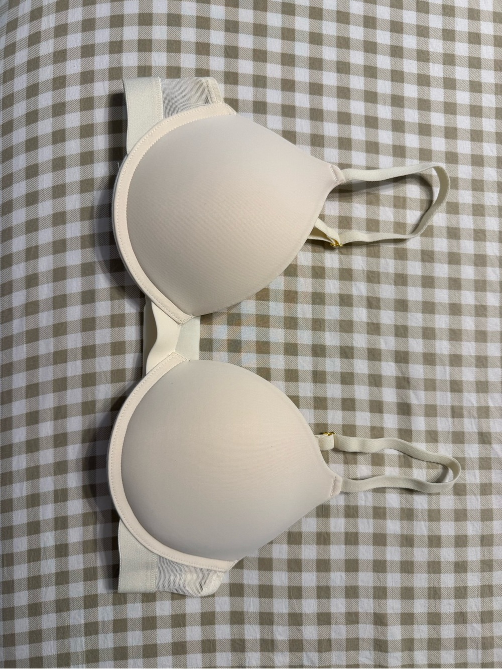 Pepper Bra Everyday Smooth Push Up T-Shirt Bra in Cream - Women's Intimates